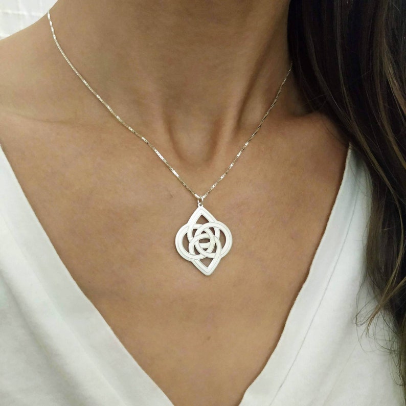Celtic Knot Love Symbol ElianaBridal&Jewelry